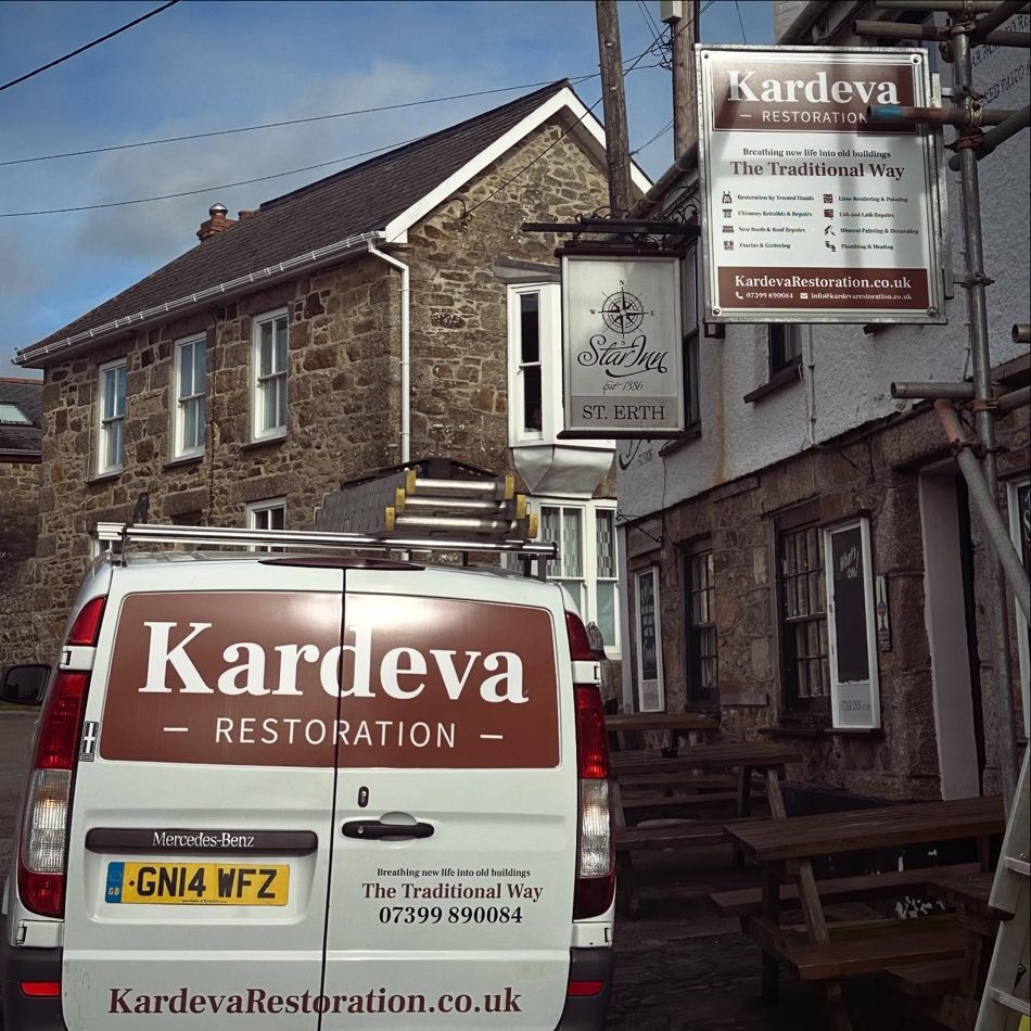 Kardeva Restoration branded van at the Star Inn